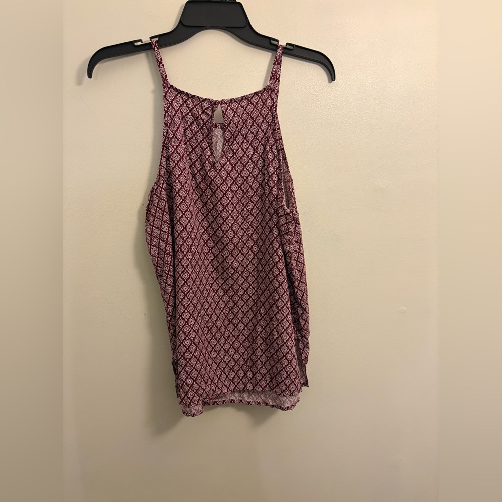 Red Patterned Top - Picture 6 of 7